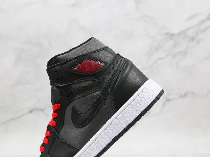 Nike Air Jordan 1 High “Black Satin” Modelo 217H